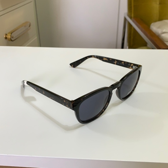 Ann Taylor Skyline sunglasses brand new - Picture 6 of 16